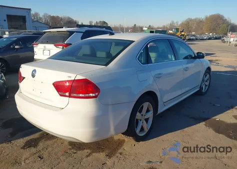 2013 Volkswagen Passat 2.5L Se from USA, damaged, VIN 1VWBH7A30DC096555